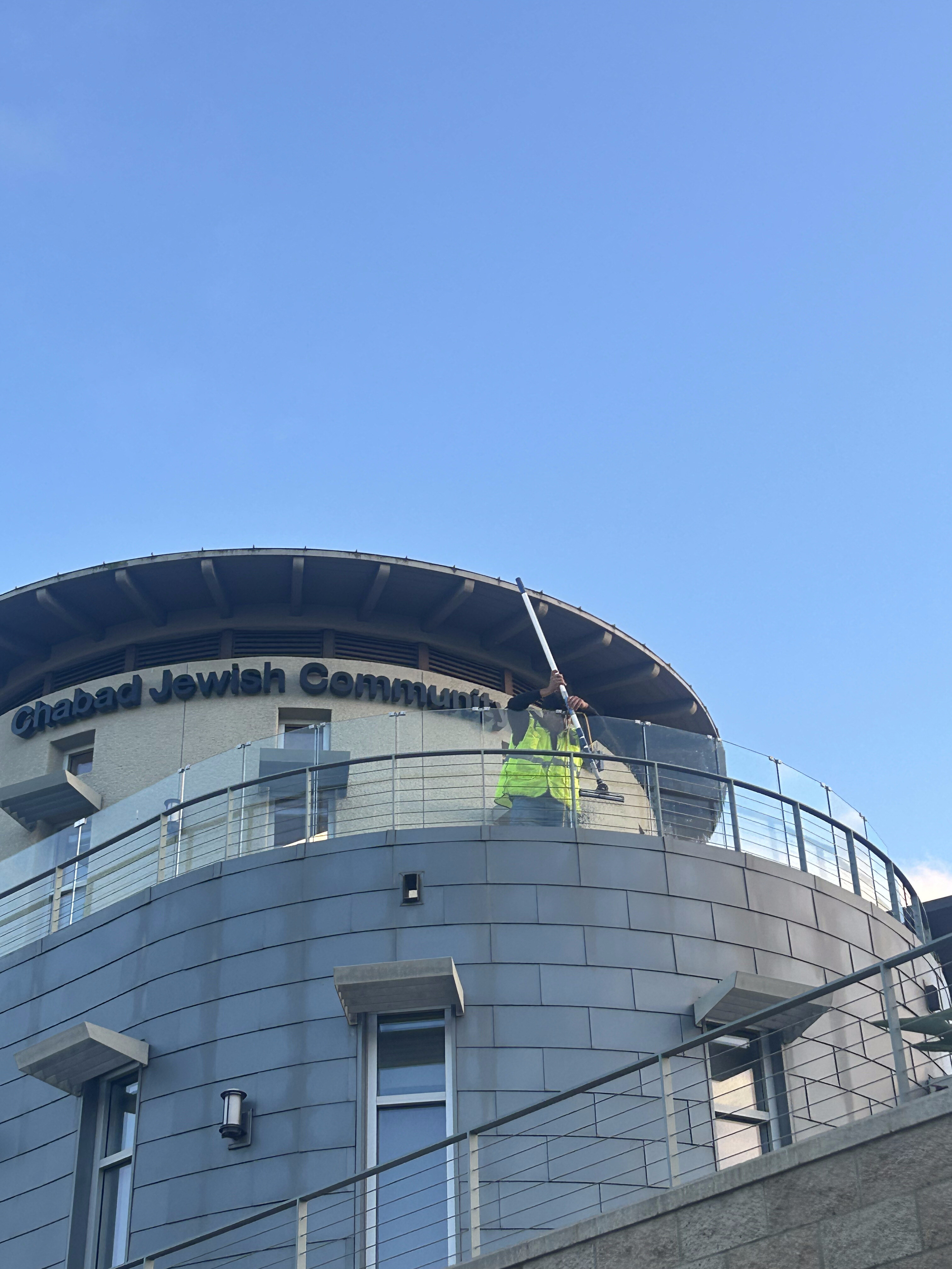 Commercial window cleaning at Chabad Jewish Community Center
